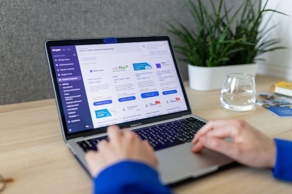 Shopify vs WooCommerce: which platform is right for your store? — Shopify vs WooCommerce: Which Platform Fits Your Store Best?