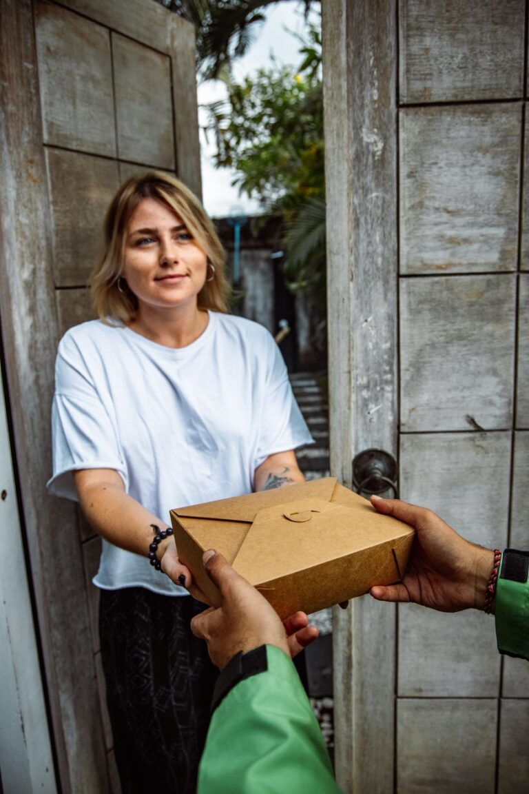 Build Customer Trust in Online Commerce: An Expert
