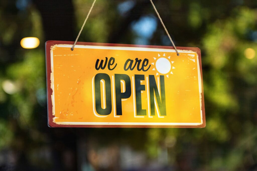 What are the legal requirements for an online commerce store?: Establishing Your Online Store: Business Registration and Licensing What are the legal requirements for an online commerce store? — Establishing Your Online Store: Business Registration and Licensing